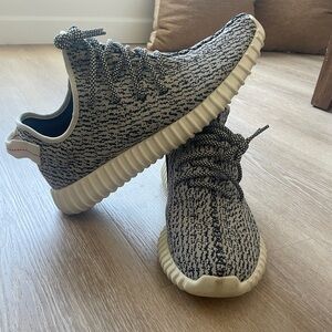 Adidas Yeezy 350 turtle dove size 12.5